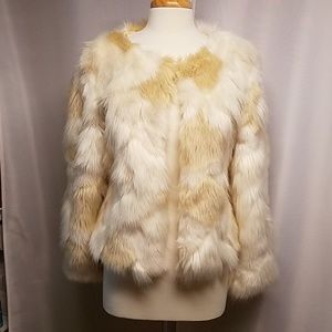 New Accessory ST Ivory Faux Fur Jacket M/L